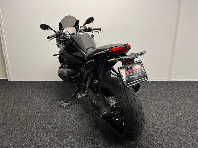 bmw - r-1300-rs