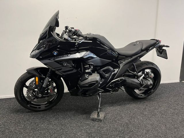 bmw - r-1300-rs
