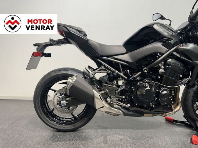 kawasaki - z900