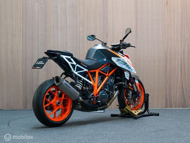 ktm - 1290-super-duke-r