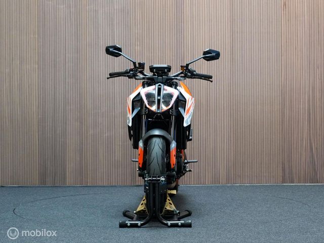 ktm - 1290-super-duke-r