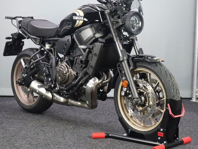 yamaha - xsr-700