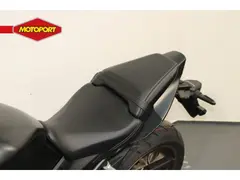 Honda CB 650 RC E-clutch 2026 nieuw – foto 5 van 15