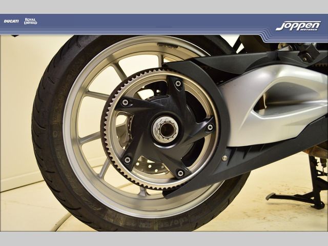 bmw - f-800-gt