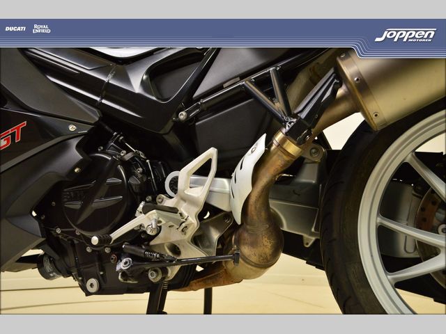 bmw - f-800-gt