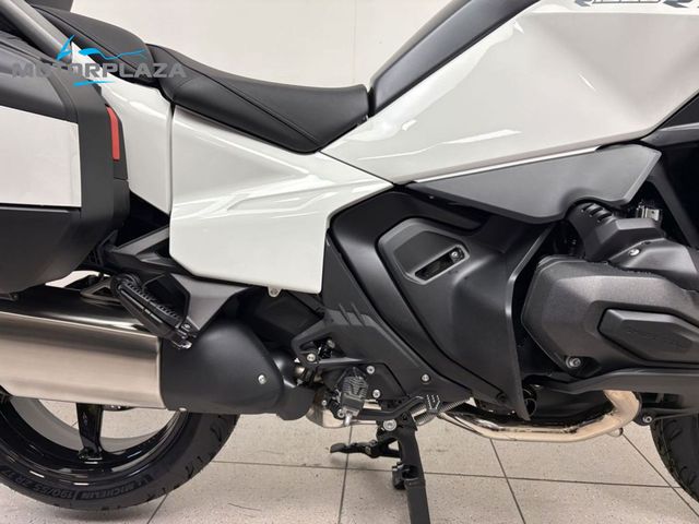 bmw - r-1300-rt