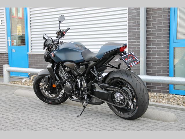 honda - cb-1000-r-black-edition