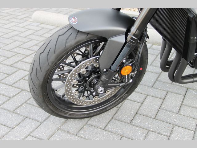 honda - cb-1000-r-black-edition