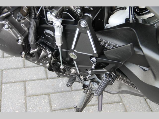 honda - cb-1000-r-black-edition