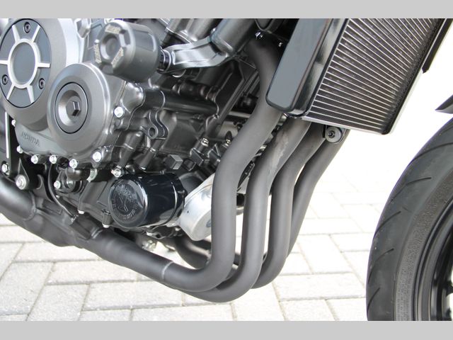 honda - cb-1000-r-black-edition