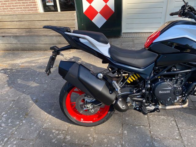 benelli - trk-902