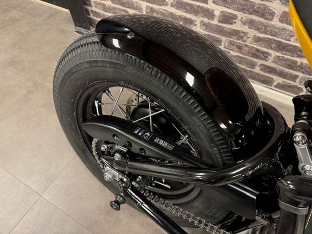 triumph - bonneville-bobber