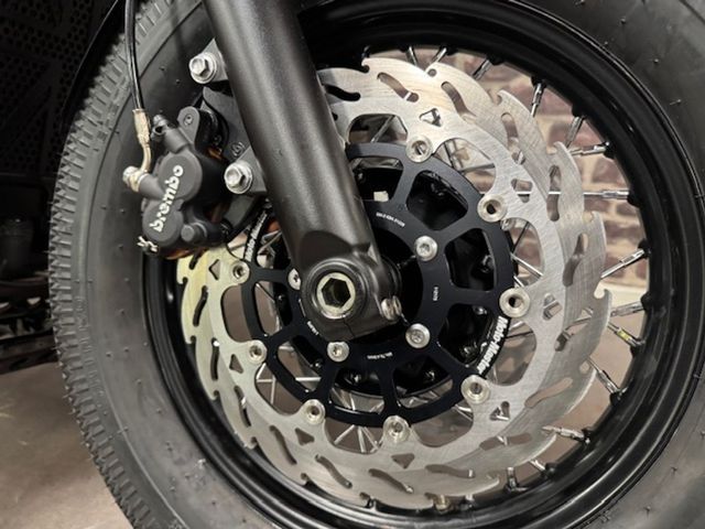 triumph - bonneville-bobber