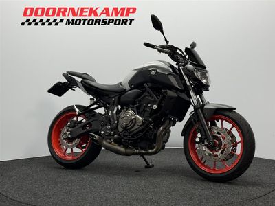 YAMAHA MT 07 ABS – foto 2