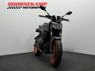 YAMAHA MT 07 ABS – foto 4