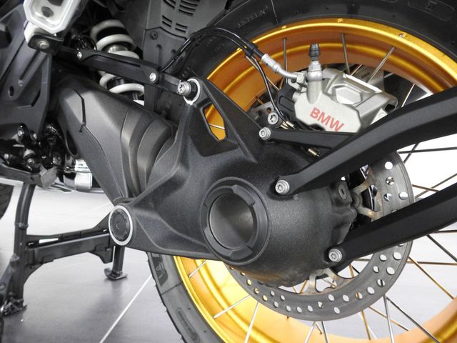 bmw - r-1300-gs-adventure