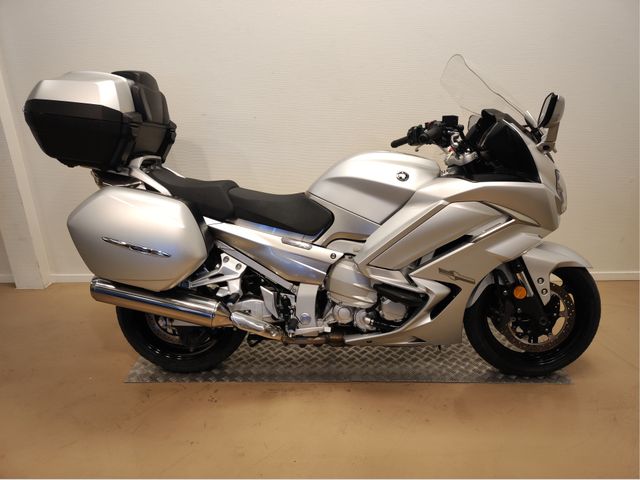 yamaha - fjr-1300-ae