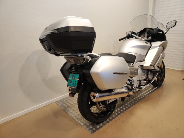 yamaha - fjr-1300-ae