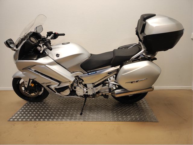 yamaha - fjr-1300-ae