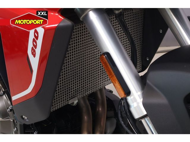 suzuki - v-strom-800