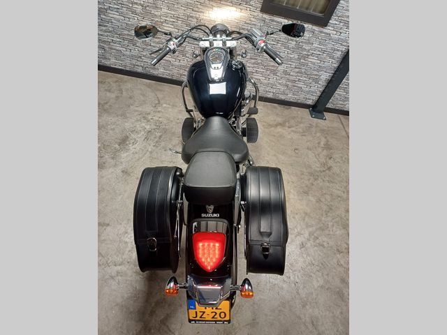 suzuki - vl-800-volusia