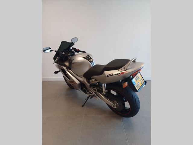 honda - cbr-600-f