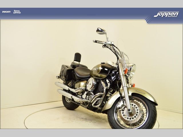 yamaha - xvs-1100-a-dragstar-classic