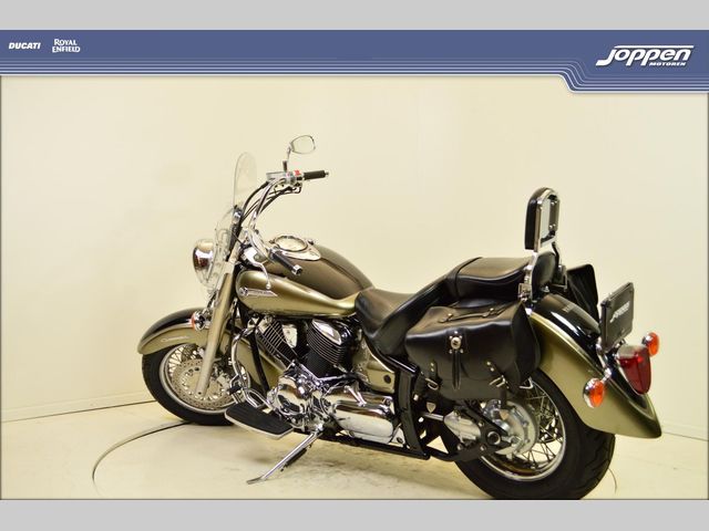 yamaha - xvs-1100-a-dragstar-classic