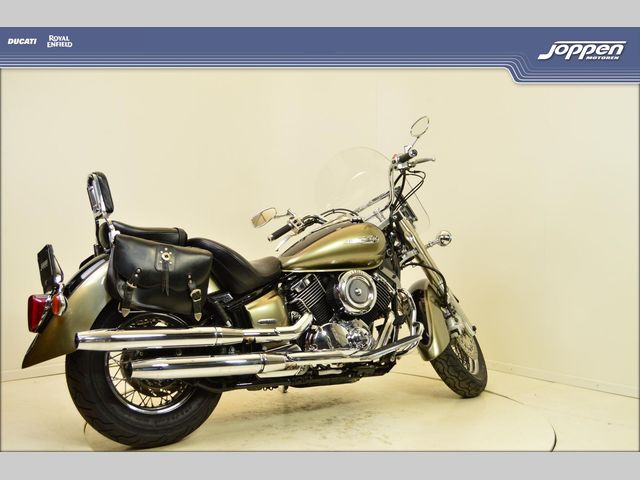 yamaha - xvs-1100-a-dragstar-classic