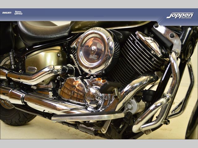 yamaha - xvs-1100-a-dragstar-classic