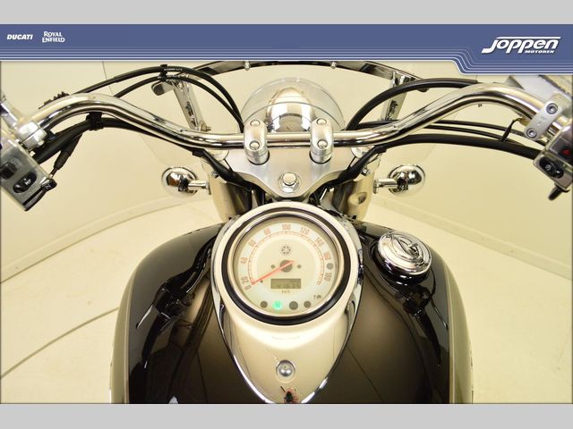 yamaha - xvs-1100-a-dragstar-classic