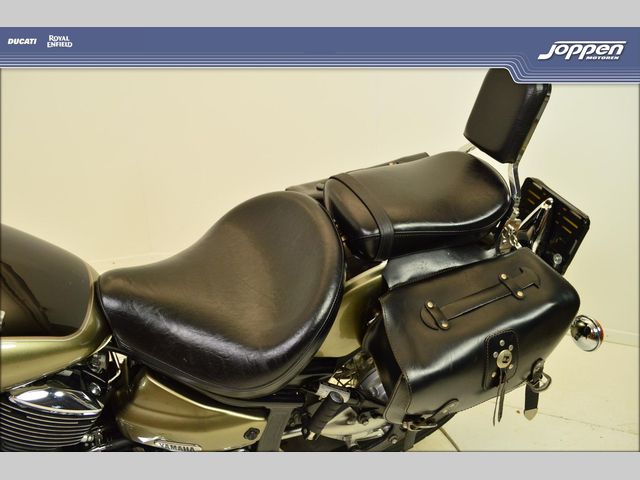 yamaha - xvs-1100-a-dragstar-classic