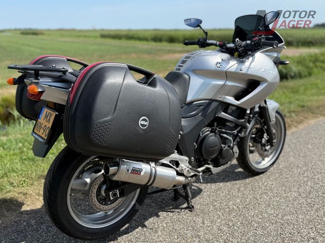 yamaha - tdm-900