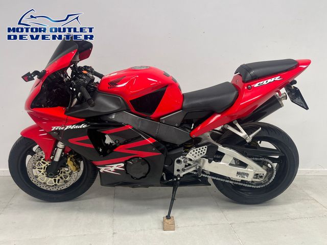 honda - cbr-900-rr-fireblade