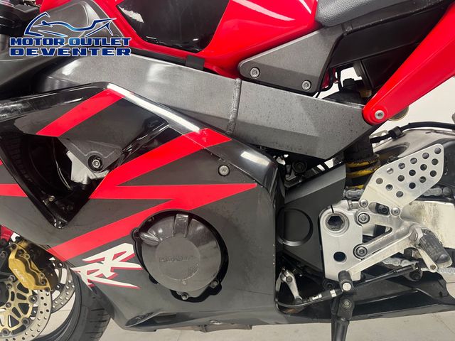honda - cbr-900-rr-fireblade
