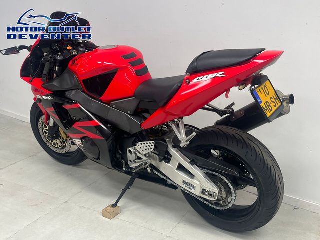 honda - cbr-900-rr-fireblade