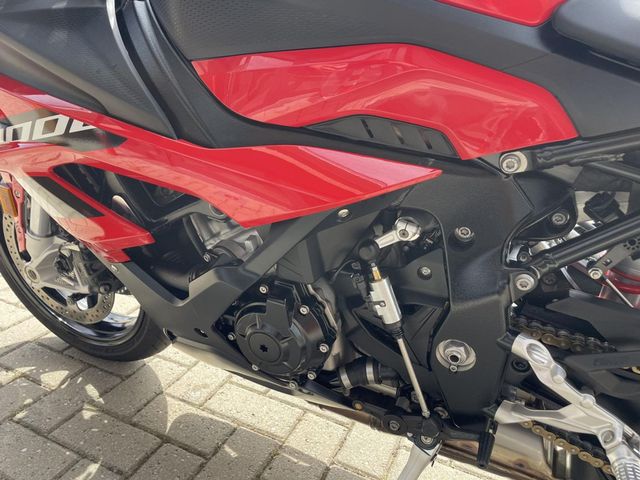 bmw - s-1000-rr