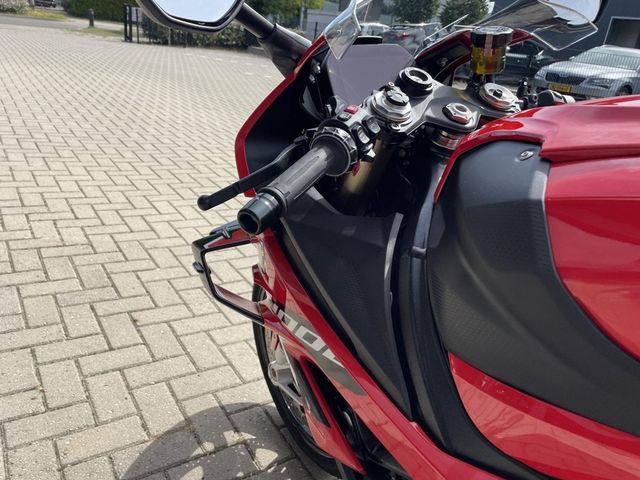 bmw - s-1000-rr