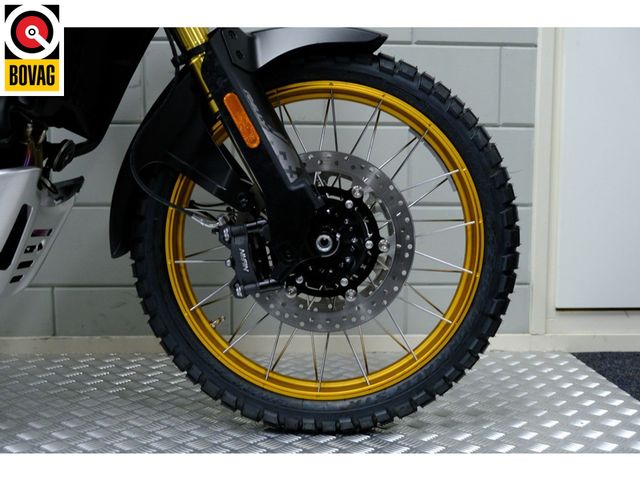 voge - ds-800-x-rally