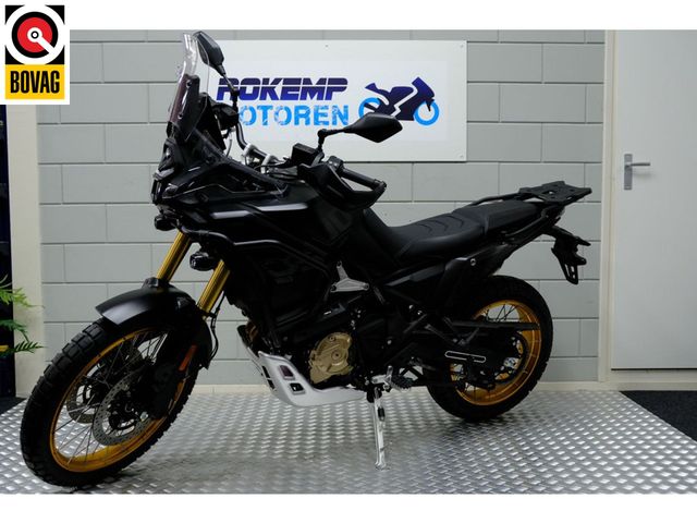 voge - ds-800-x-rally