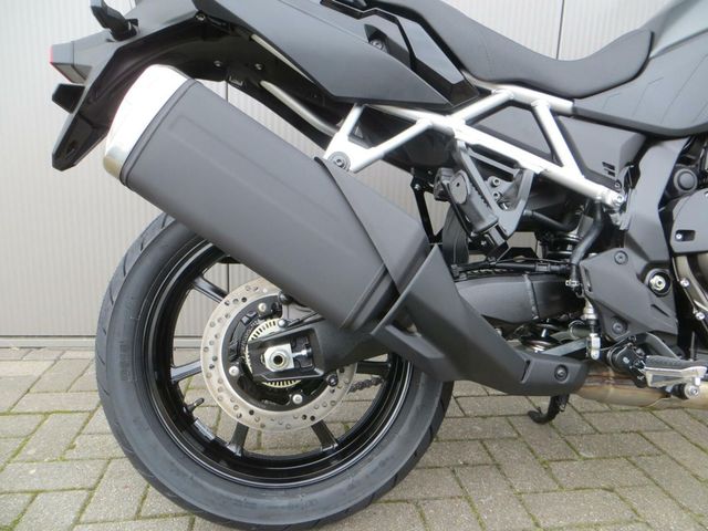 suzuki - v-strom-800