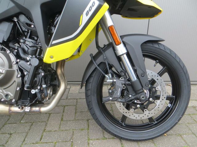 suzuki - v-strom-800