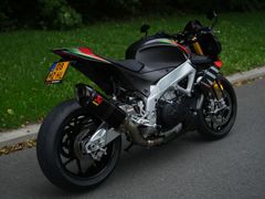 Aprilia Tuono V4 Factory | Als nieuw | Akrapovic 2020 occasion – foto 5 van 19