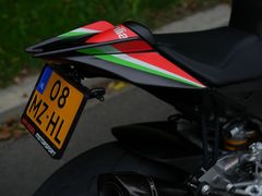 Aprilia Tuono V4 Factory | Als nieuw | Akrapovic 2020 occasion – foto 6 van 19