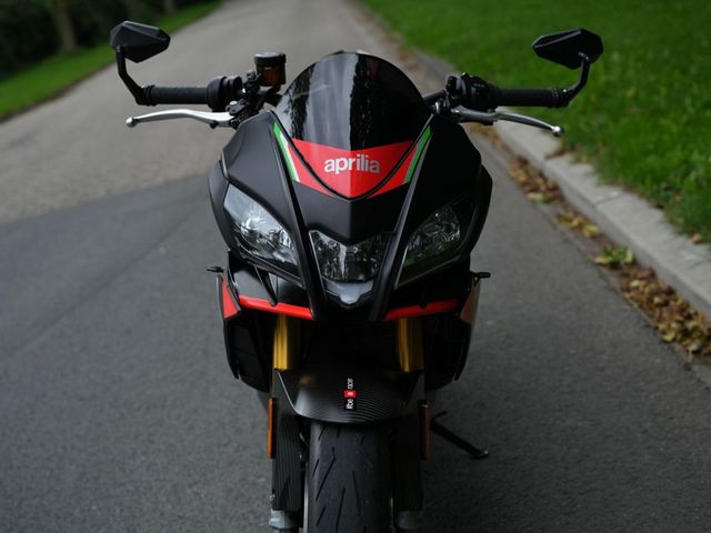 aprilia - tuono-v4-factory