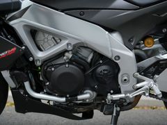 Aprilia Tuono V4 Factory | Als nieuw | Akrapovic 2020 occasion – foto 16 van 19