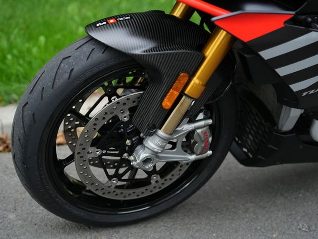 aprilia - tuono-v4-factory