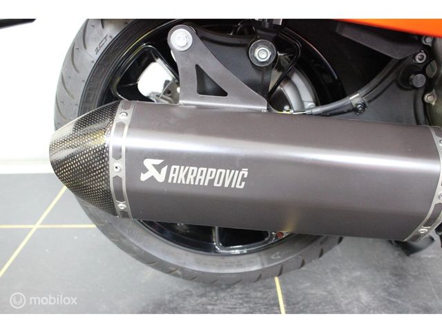 vespa - gts-300-super-sport