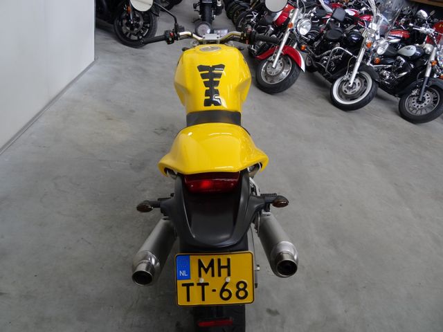 ducati - m-600