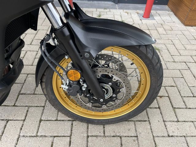 suzuki - v-strom-650-xta